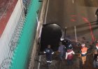 Nuevo socavón aparece en Periférico Oriente en Iztapalapa y atrapa a un camión de carga