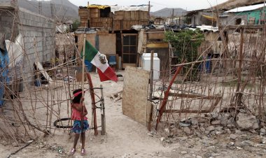Ven “cortina de humo” en reducción de pobreza para ocultar escándalos políticos