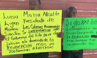 Entre protestas, presidenta nacional de Morena se reúne con la prensa en Guerrero