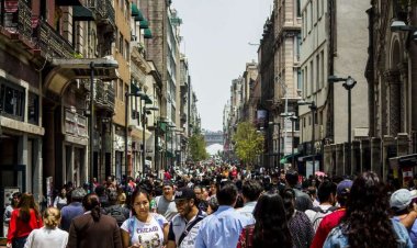 Hogar mexicano, necesita poco más de 20 mil pesos al mes para ser clase media: Inegi