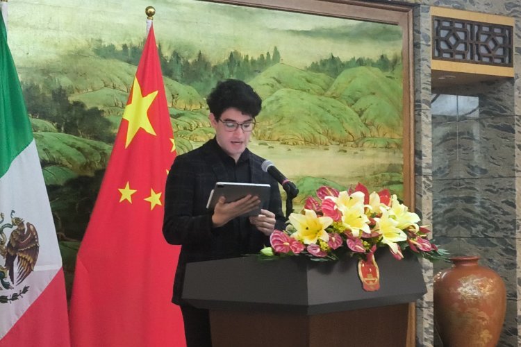 China apoyará a 18 estudiantes mexicanos para estudiar en el país asiático