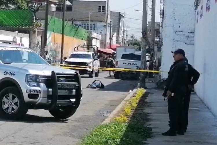 Matan a franelero a plena luz del día mientras caminaba por la calle en Chalco