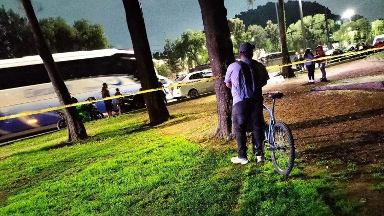 Por mal estado de calzada Ignacio Zaragoza muere biker tras chocar con un árbol en CDMX
