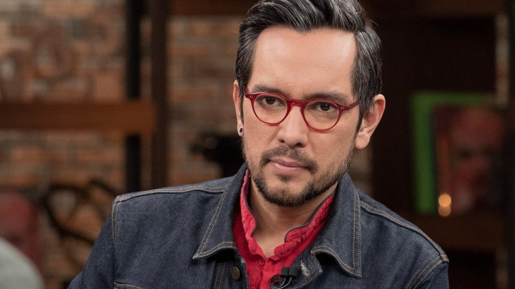 Sheinbaum propone al conductor de televisión Genaro Lozano como embajador en Italia