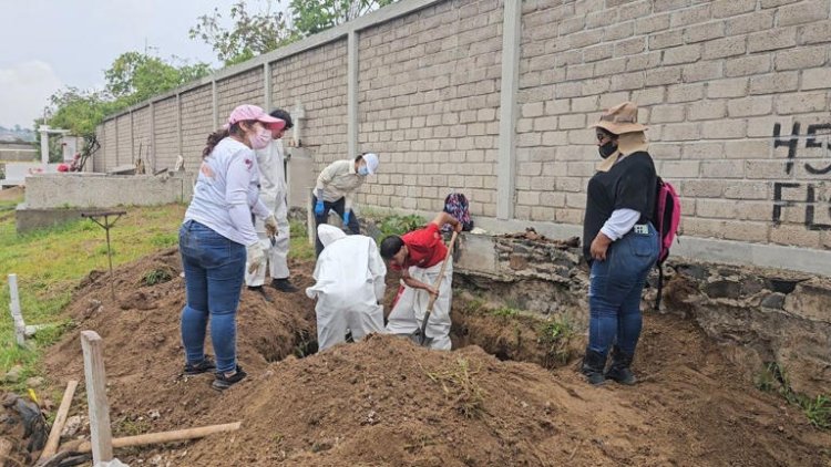 Madres Buscadoras de Jalisco acusan a fiscalía de manipular información tras localización de fosa clandestina