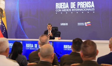 Venezuela no cederá a chantajes y amenazas, sostiene Maduro