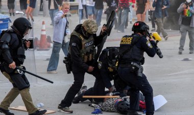 Gobierno de Trump facultará a policías de inmigración a portar armas y realizar arrestos