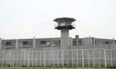 Destituyen a directora del penal de Santa Martha; era señalada por extorsión y corrupción