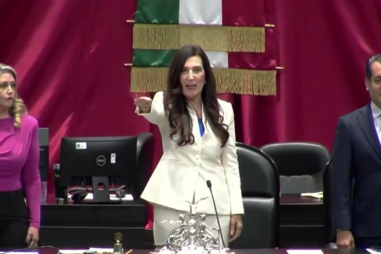 Nombran a la panista Kenia López como presidenta de la Cámara de Diputados