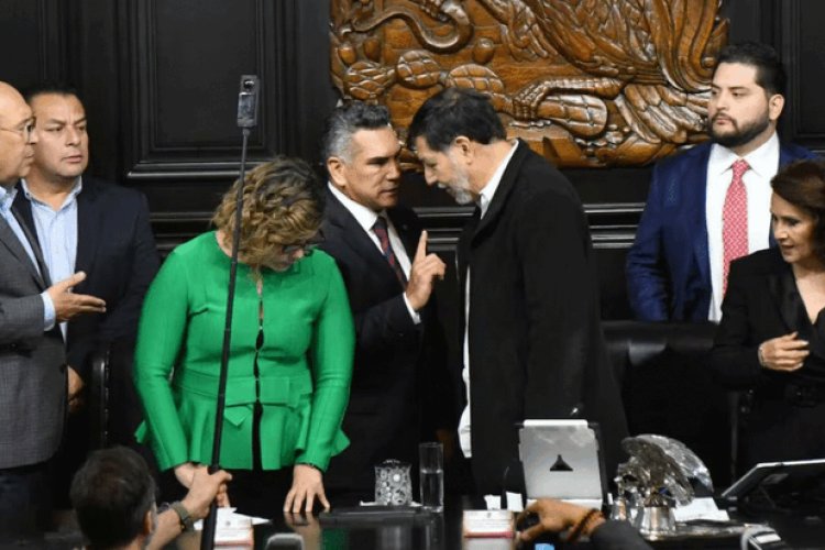 Critican a Fernández Noroña por la asignación de escoltas por parte de la FGR