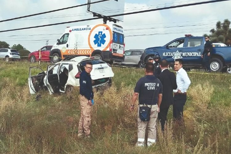 Muere escolta de la titular de Semarnat en accidente en la México-Pachuca