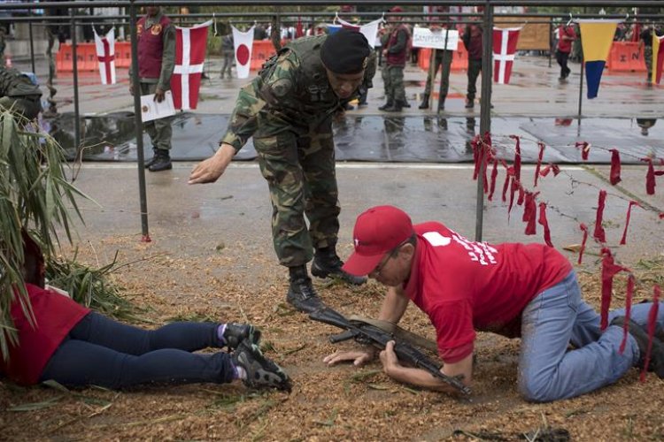 Maduro convoca simulacro para preparar a venezolanos ante conflicto armado