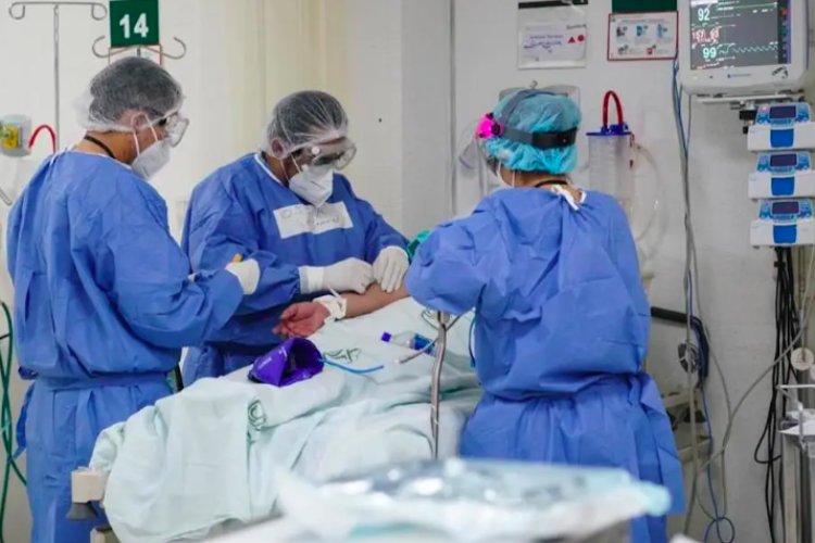 Se duplicó población sin acceso a salud en México
