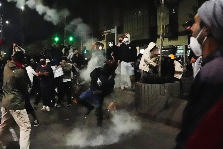 Protestas en Perú dejan 18 heridos durante marchas contra Dina Boluarte y el Congreso