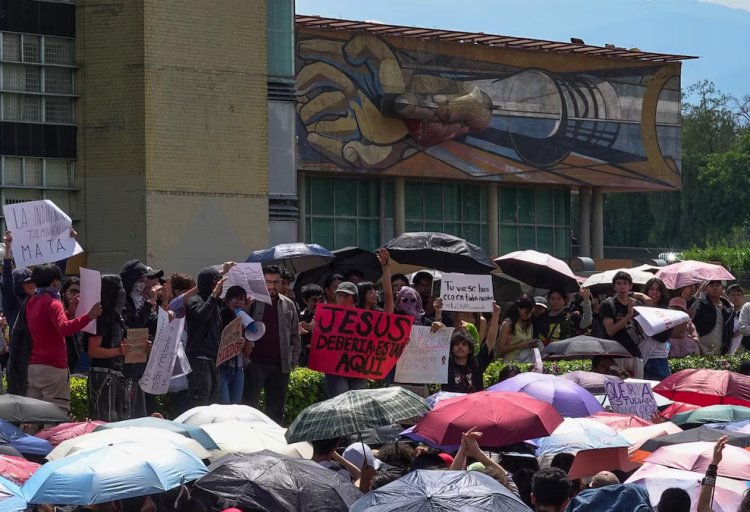 Escuelas de la UNAM anuncian paro como protesta por asesinato de alumno en el CCH Sur