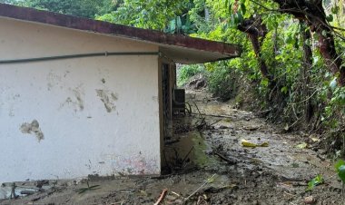 Más de 300 escuelas sufrieron daños por fuertes lluvia en la zona norte de Veracruz