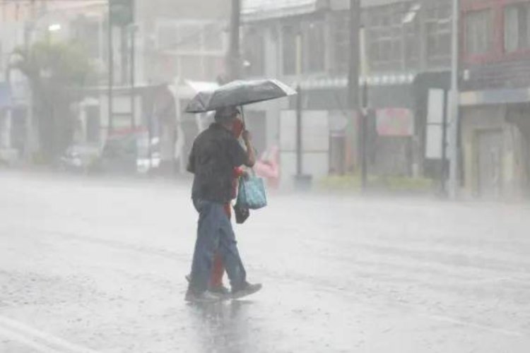 Presentan iniciativa para implementar home office en temporada de lluvias en CDMX