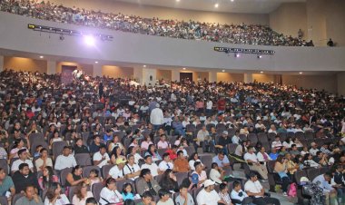 Transformar a México requiere de la cultura, destaca líder antorchista