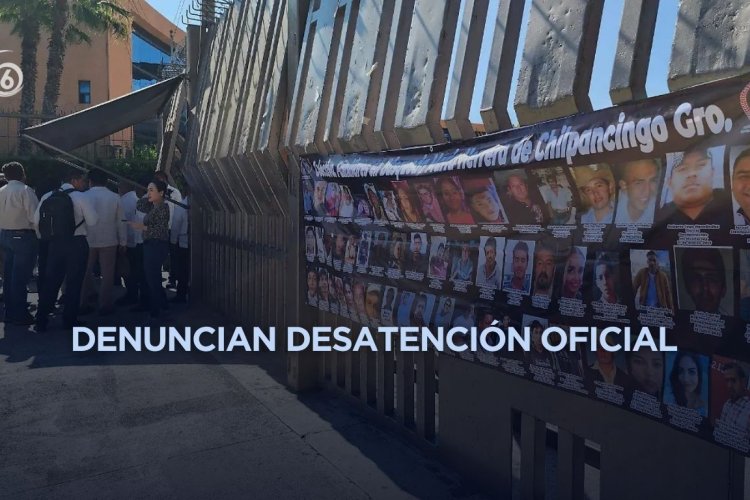 Protestan colectivos de desplazados y familiares de desaparecidos en Chilpancingo