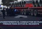 Motociclista muere aplastado por tráiler en la México-Puebla