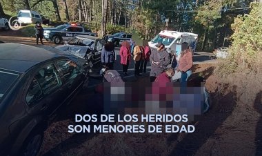 Cuatro lesionados tras choque frontal en la carretera Toluca–Zitácuaro
