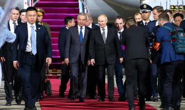 Vladímir Putin arriba a Pekín para una visita oficial
