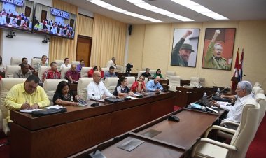 Acusación de EEUU a Raúl Castro busca justificar agresión a Cuba, afirma Díaz-Canel