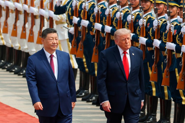 Trump concluye visita a Pekín sin acuerdos clave, pero con señales de acercamiento con China