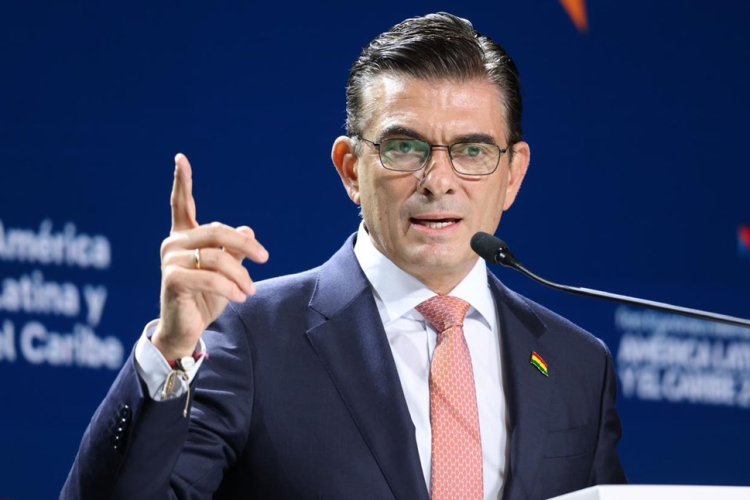 Bolivia confirma gestiones ante el FMI para un crédito de 5 mil mdd