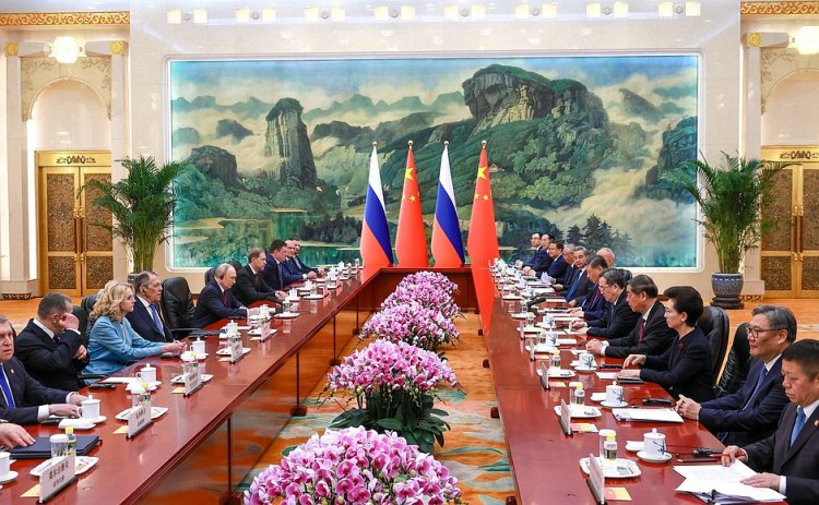 Xi y Putin destacan resultados "exitosos" de la visita del líder ruso a China