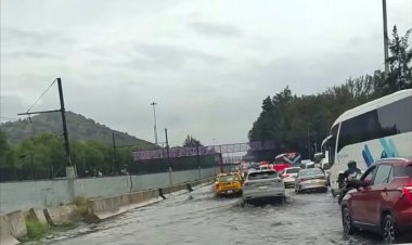 Lluvias colapsan accesos a la CDMX desde el oriente del Edomex