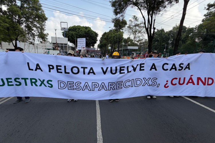 Exigencia de madres de desaparecidos resuena en acto inaugural del Mundial