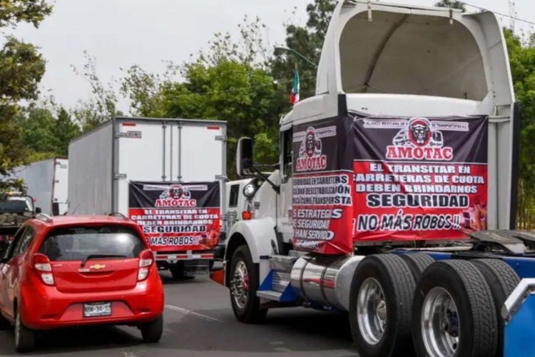 Transportistas anuncian movilización al Zócalo y bloqueos en vialidades principales
